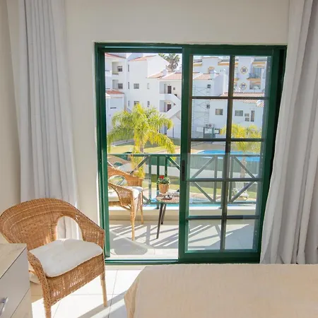 Holiday Albufeira Αλμπουφέιρα