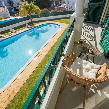 Holiday Albufeira Apartamento *