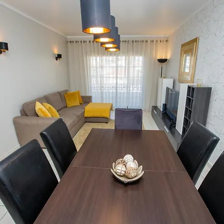 Holiday Albufeira Албуфейра